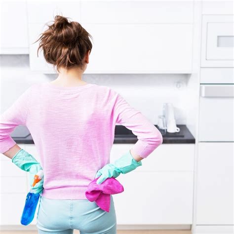 Must-Have Cleaning Essentials to Tidy Up Your Home - The Basic Housewife