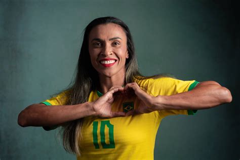 As melhores jogadoras de futebol no Brasil de todos os tempos - Gazeta ...