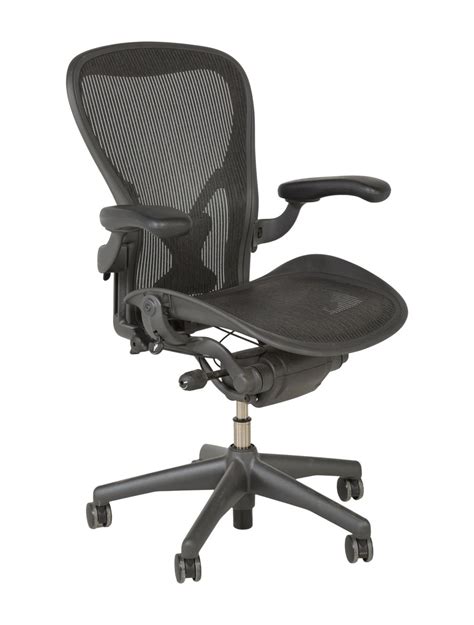 Herman Miller Aeron Desk Chair - Furniture - HRMIL20340 | The RealReal