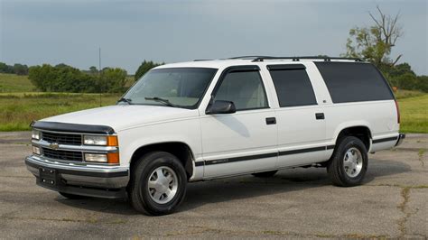 1999 Chevrolet Suburban | F207.1 | Dallas 2019