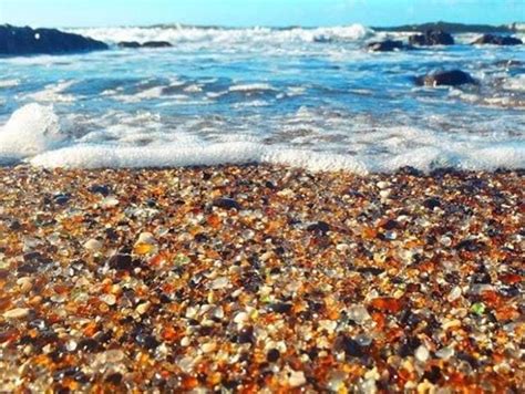 Hawaii’s Kauai glass beach: Impressive, unusual but such a waste ...