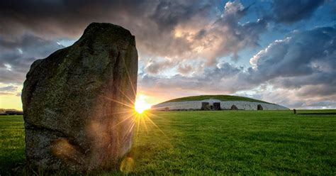 Explore Ancient Ireland in Meath's Brú na Bóinne With Discover Ireland