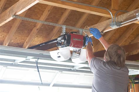 Liftmaster Garage Door Opener Not Working After Power Outage (How to Reset)