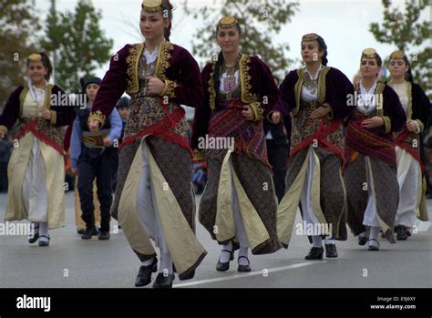 Thessaloniki, Greece. 28th October, 2014. Greece marked the national ...