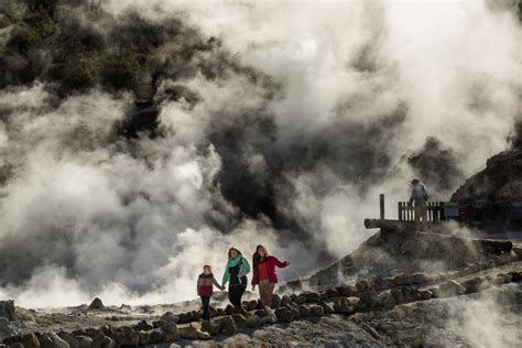 Hell's Gate Geothermal Park & Mud Spa | Rotorua NZ