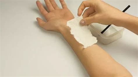 3 Ways to Make a Fake Wound - wikiHow Wound Makeup, Scar Makeup, Blood ...