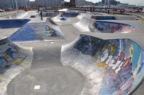 Found on Bing from www.pinterest.com | Skatepark design, Skate park ...