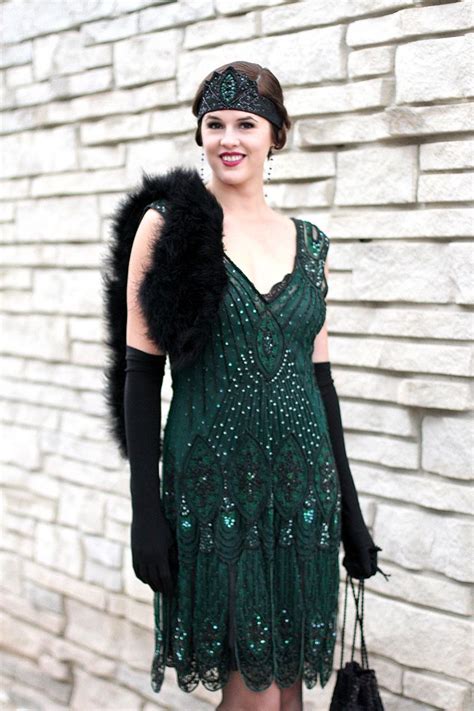 1920s Flapper Girl, Vintage Flapper Dress, Vintage Dresses, Vintage ...