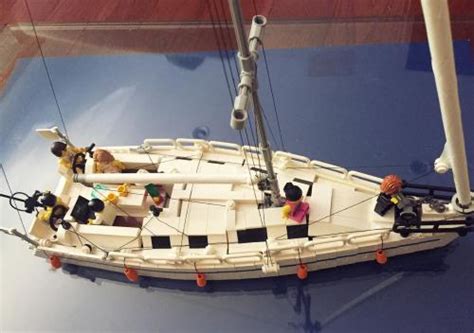 LEGO MOC Lego Sailboat by motomatt | Rebrickable - Build with LEGO