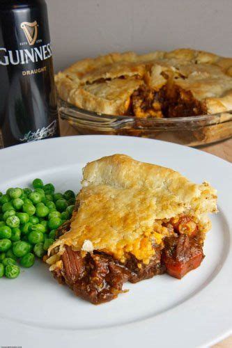 Steak and Guinness Pie | Recipe | Steak and guinness pie, Irish recipes ...