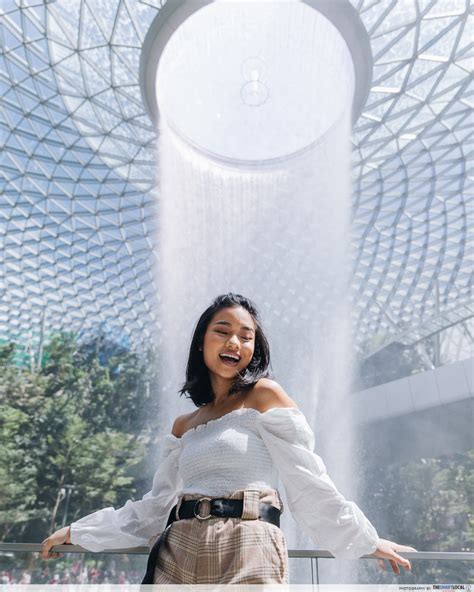 8 Stunning Photo Spots In Jewel Changi To Achieve A Runway-Worthy OOTD