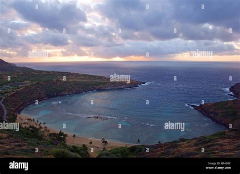 Hanauma Bay Sunrise Stock Photo - Alamy