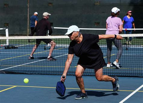 Pickleball vs. tennis: Battle emerges over SF court space