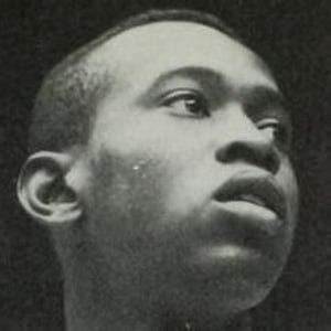 Kenny Washington - Bio, Facts, Family | Famous Birthdays