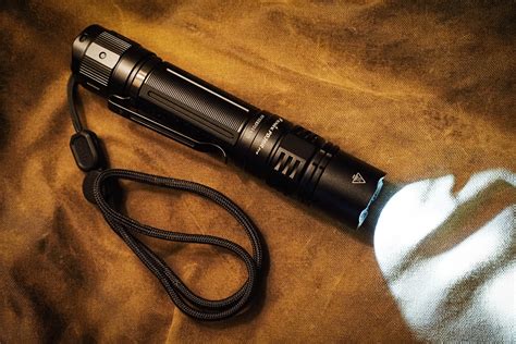 'Burn Hazard': Olight Recalls 200,000 EDC Flashlights for Overheating ...