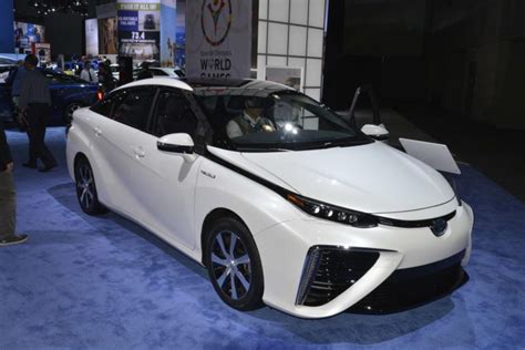 Meet the Water Car from Toyota-TOYOTA MIRAI Hydrogen Car - India's best ...