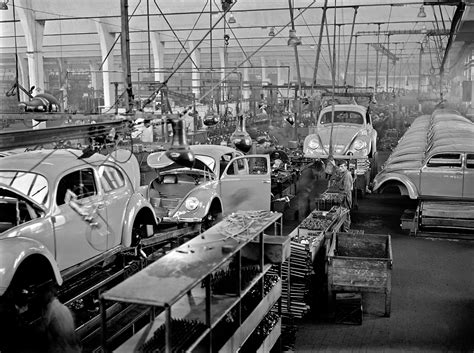 How Major Ivan Hirst and the British government saved VW after WWII ...