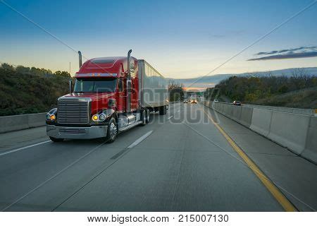 Red Semi-truck Tractor Image & Photo (Free Trial) | Bigstock