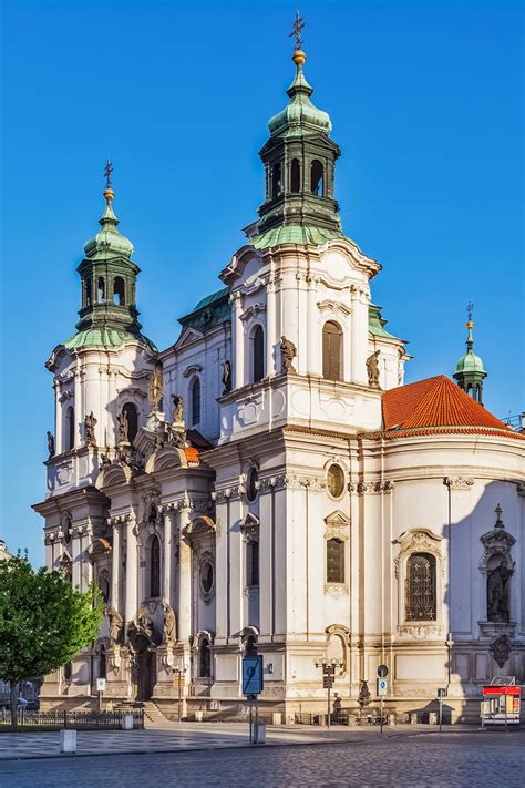 Old Town Square, Prague - Discover the Beauty of Czechia's Golden City