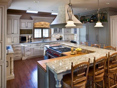 kitchen design layouts | Design Custom Homes of Madison