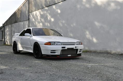 Nissan Skyline R32 GTR - Jap Imports UK