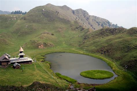 Best Hill Stations - Ooty, Shimla, Mussoorie, Kullu Manali, Srinagar ...