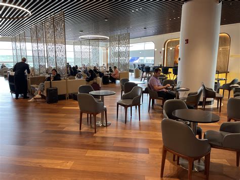 Review: Turkish Airlines Lounge Miami MIA Concourse J - The Aircraft King