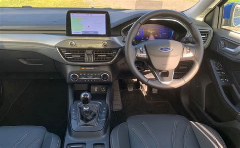 Latest Ford Focus test drive and review - Carjourno