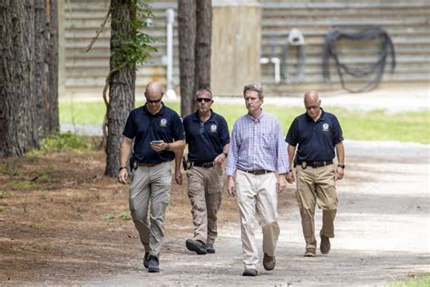 Murdaugh father shot in Hampton County, airlifted to hospital, attorney ...