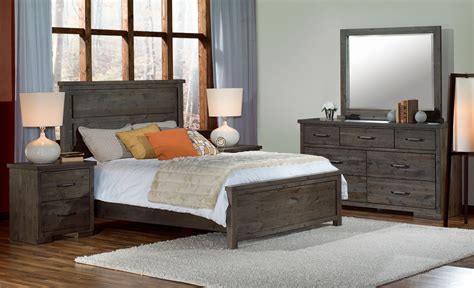 Pine Ridge 5-Piece King Bedroom Set - Slate | Leon's