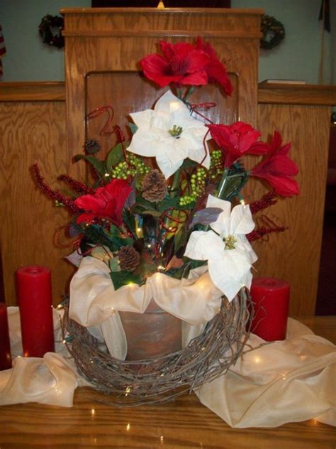 Christmas Communion Table Centerpiece | Church Decor | Pinterest ...