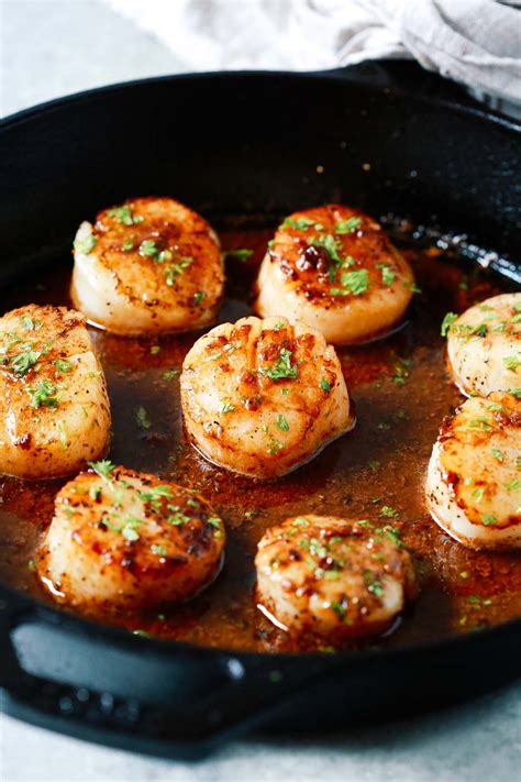 Garlic Butter Scallops | Primavera Kitchen