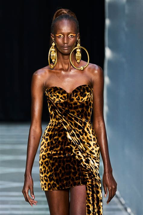 The top jewellery trends from the Spring/Summer 2023 catwalks - UZURI