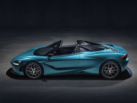 McLaren presents new 720S Spider model