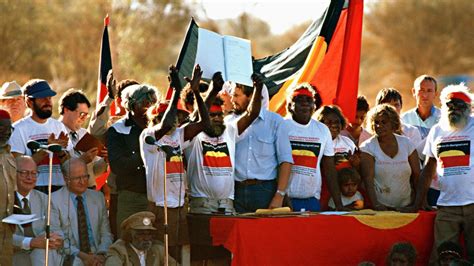 Uluru handover finally restored sacred rock to Anangu people | Daily ...