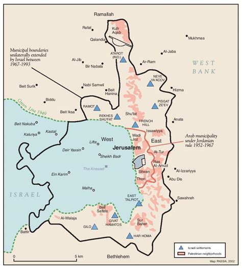 Map of Jerusalem neighborhood: surrounding area and suburbs of Jerusalem