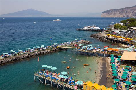 Sorrento Beaches - Discovered + Undiscovered — Alina Rose Mendoza