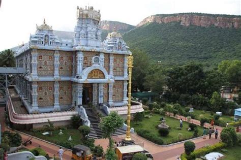 10 Temples To Visit Around Tirupati in 4 Days