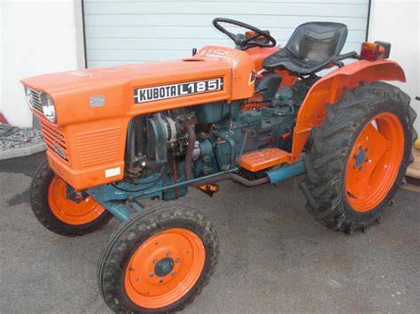 Kubota L185 Farm Tractor Specs and Dimensions - VeriTread