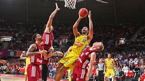 Basketball-Bundesliga: Alba Berlin ist erneut Deutscher Meister | ZEIT ...