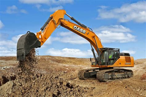 Use of excavator in construction - Basic Civil Engineering