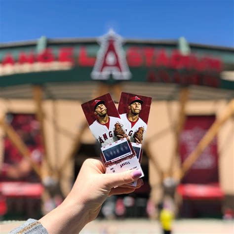 Los Angeles Angels on Twitter: "🚨 #Angels Ticket Giveaway 🚨 Enter now ...