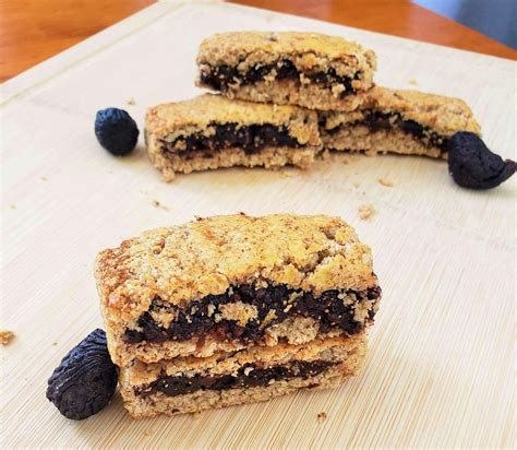 Healthy Fig Bars Recipe | The Leaf