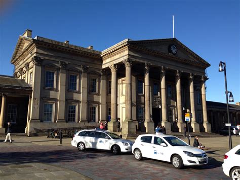 Huddersfield Railway Station Huddersfield, Yorkshire, Railway ...