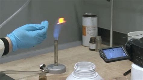 Calcium Chloride In Bunsen Flame GIF - CalciumChloride BunsenBurner ...