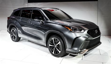 2022 Toyota Highlander Hybrid Vs Gas