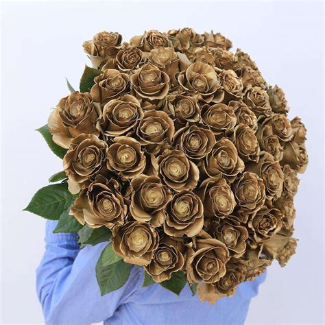 Golden Rose Bouquet Delivery | Luxury Roses | Rosaholics.com