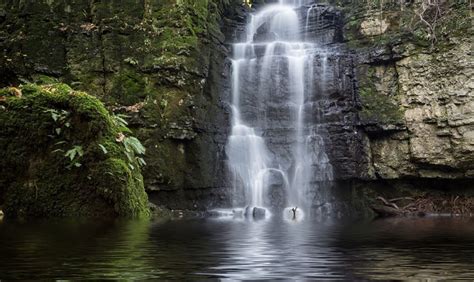 3 Peak District waterfall walks not to miss | Peak district england ...