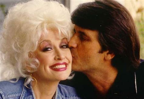 Dolly Parton & Husband Carl Dean Celebrate 50th Wedding Anniversary