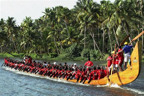 The best tourist destination: Nehru Trophy Boat race (Vallam Kali ...